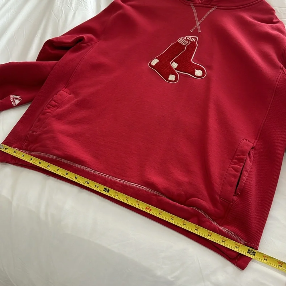 Majestic Athletic Vintage Men's Red & White Boston Red Sox Hoodie Size L